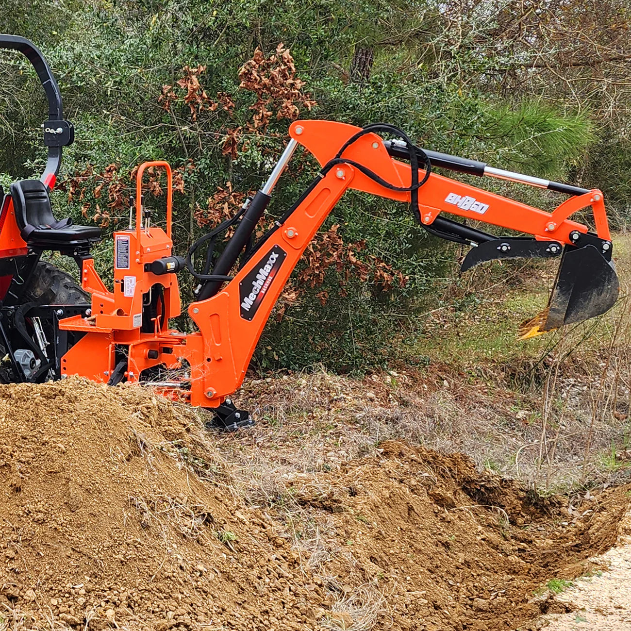 8' Tractor Backhoe Attachment with Hydraulic Thumb, 15" Bucket, Self-Contained Pump, for 20-100 HP, Cat. 1&2 Tractor, BH760